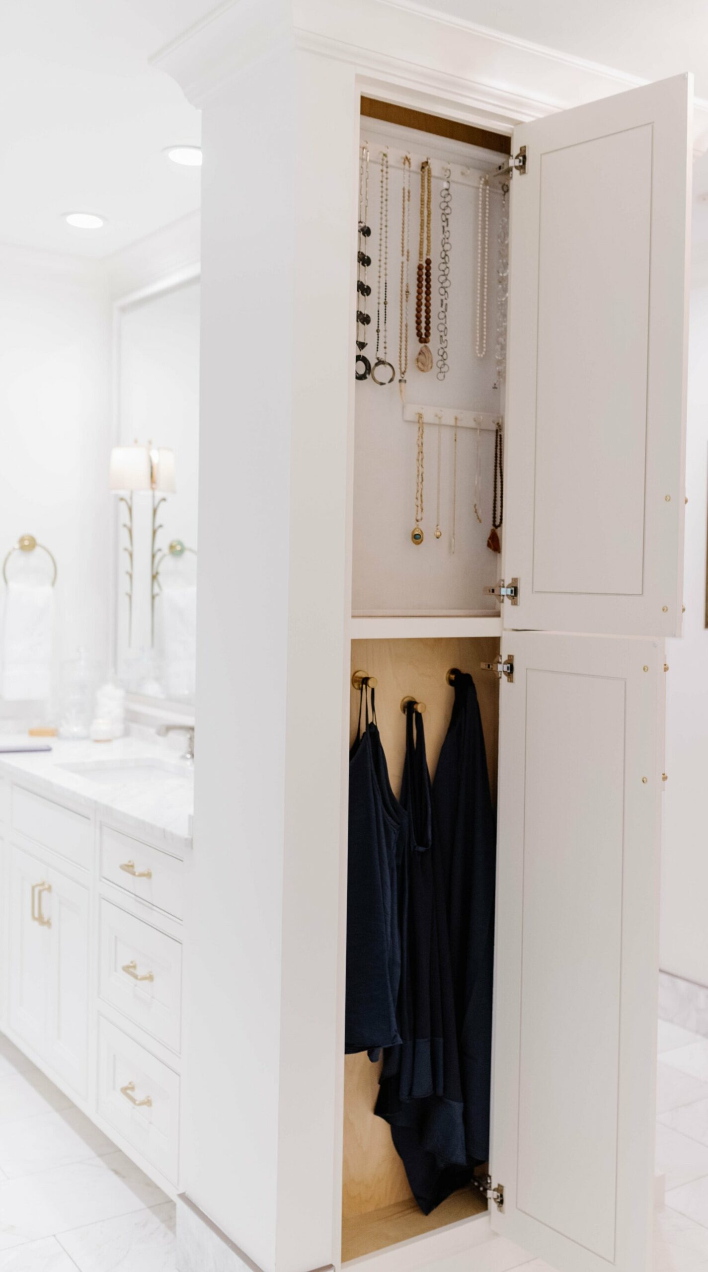 HOW TO MAXIMIZE YOUR SPACE WITH A CUSTOM CLOSET BY TRAZO DESIGN - The ...
