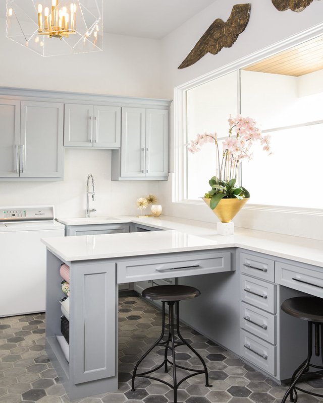 FLUFF & FOLD: 20 LOVELY LAUNDRY ROOMS - The Scout Guide