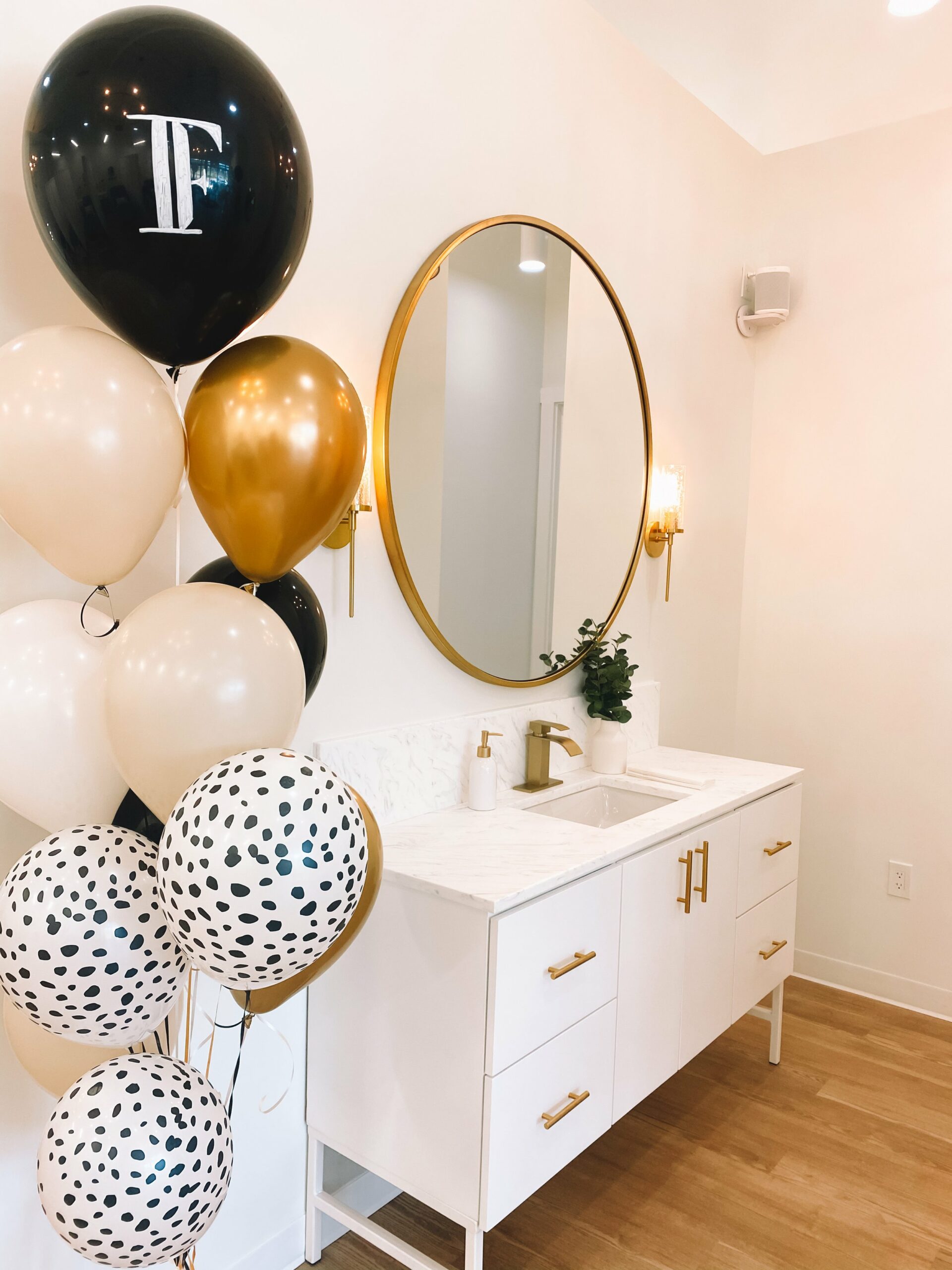 Spotlight on Face Foundrié Naples The Scout Guide